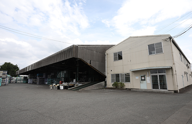 鳥栖営業所リサイクルセンター